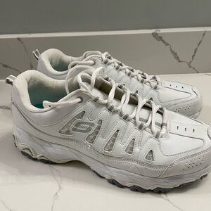 Skechers White Women's Athletic Shoes